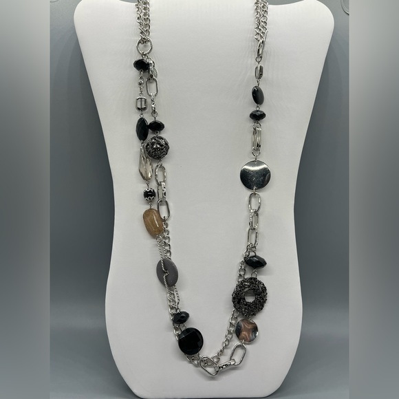 Mixed Mode Necklace - Picture 3 of 5